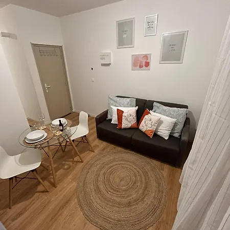 Serenity Stay Saint-Quentin  Extérieur photo